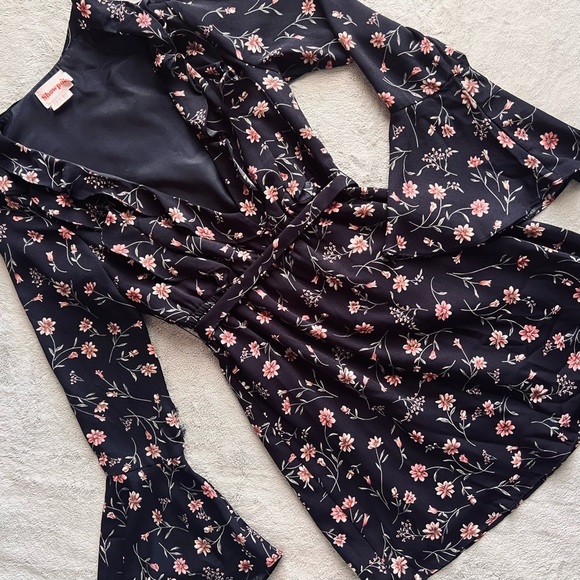 Showpo. Dresses & Skirts - Showpo Holding You Floral Bell Sleeve Ruffle Tie Waist Mini Dress Sz 2